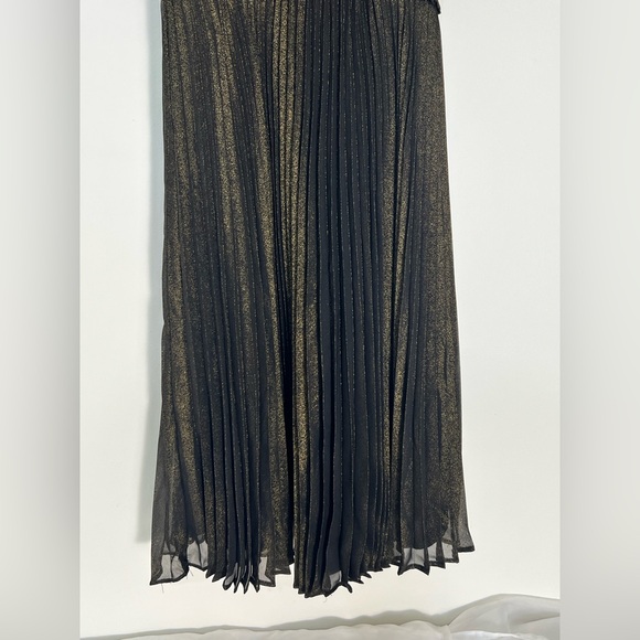 Nanette Lepore Dress Very Black Gold Solid Sleeveless Pleated Size 6 - Picture 3 of 12